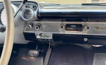 Chevrolet-Bel-air-1957-White-Grey-53