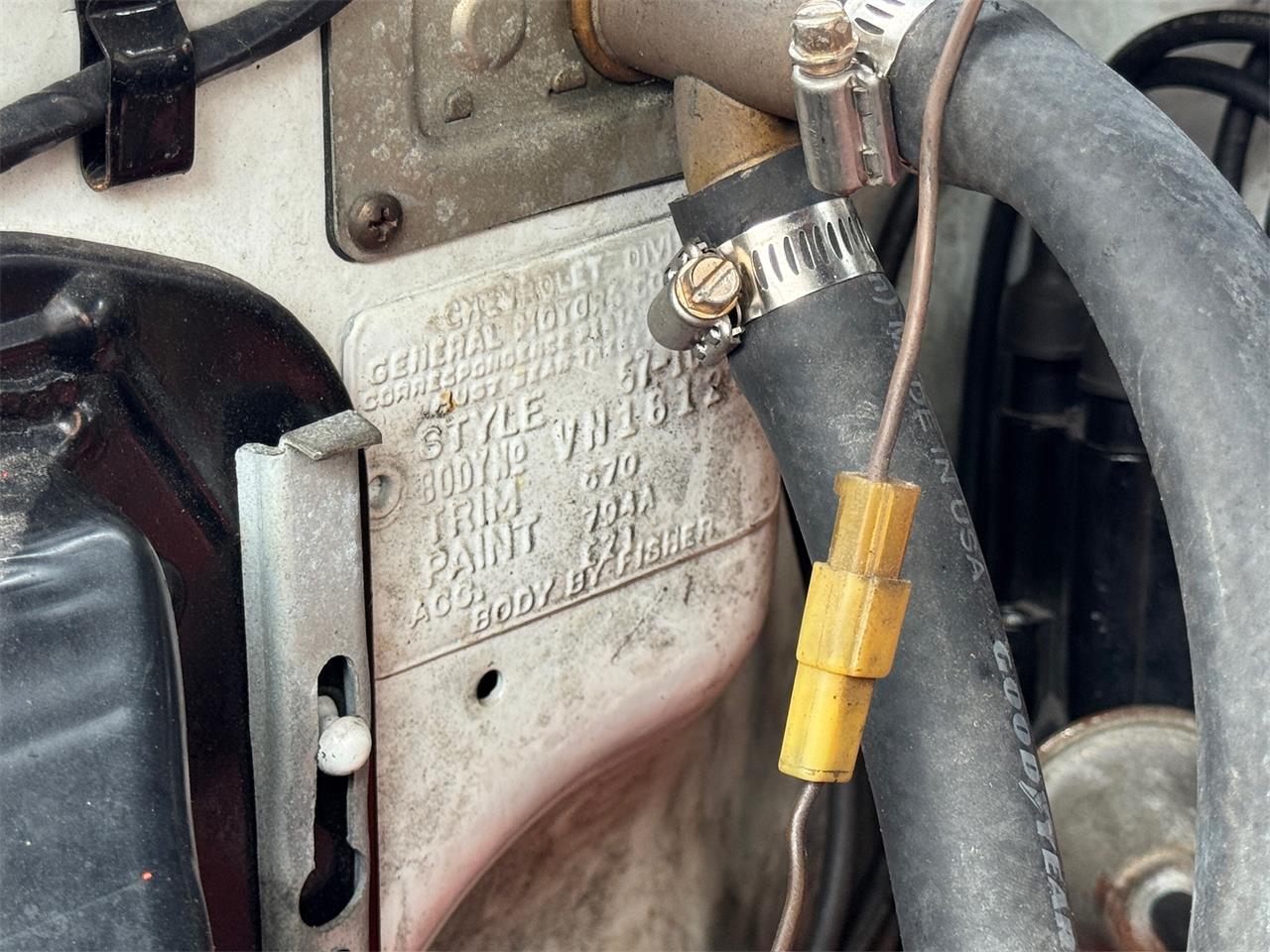 Chevrolet-Bel-air-1957-White-Grey-65