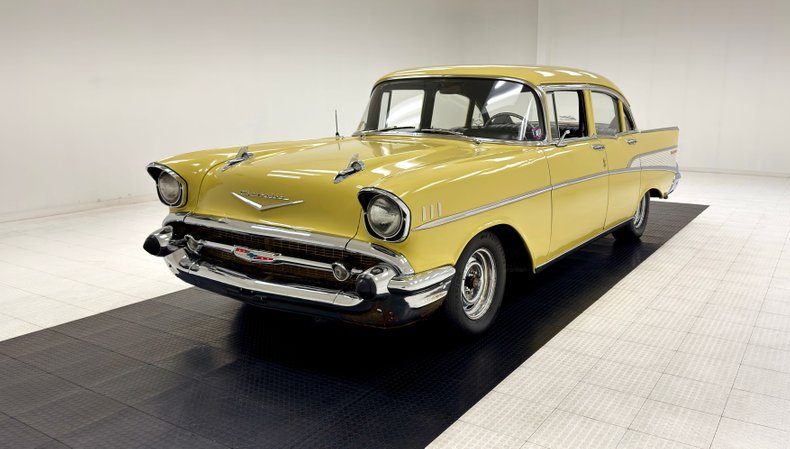Chevrolet-Bel-air-1957-Yellow-Black-27