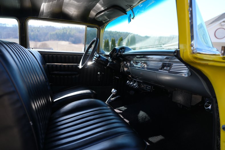 Chevrolet-Bel-air-1957-Yellow-Black-29