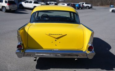 Chevrolet-Bel-air-1957-Yellow-Black-34