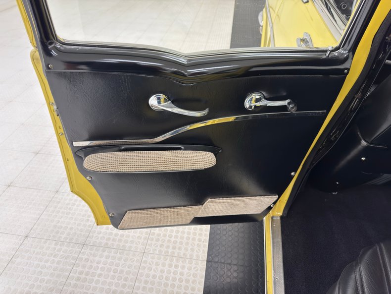 Chevrolet-Bel-air-1957-Yellow-Black-38