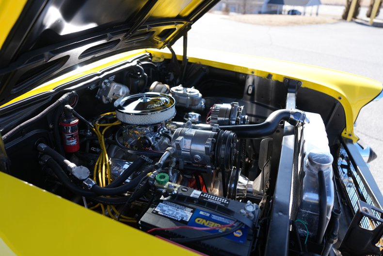 Chevrolet-Bel-air-1957-Yellow-Black-39