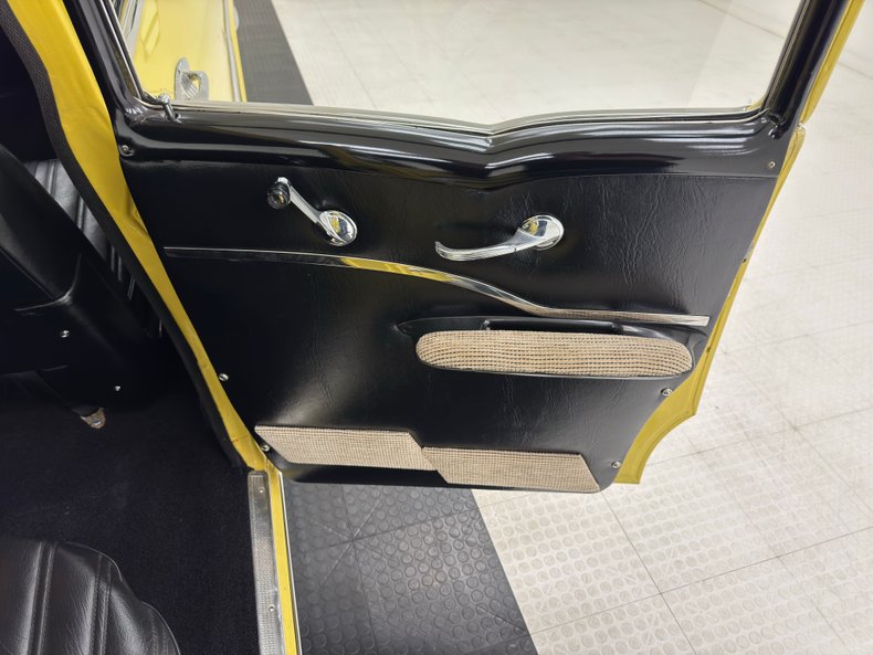 Chevrolet-Bel-air-1957-Yellow-Black-40