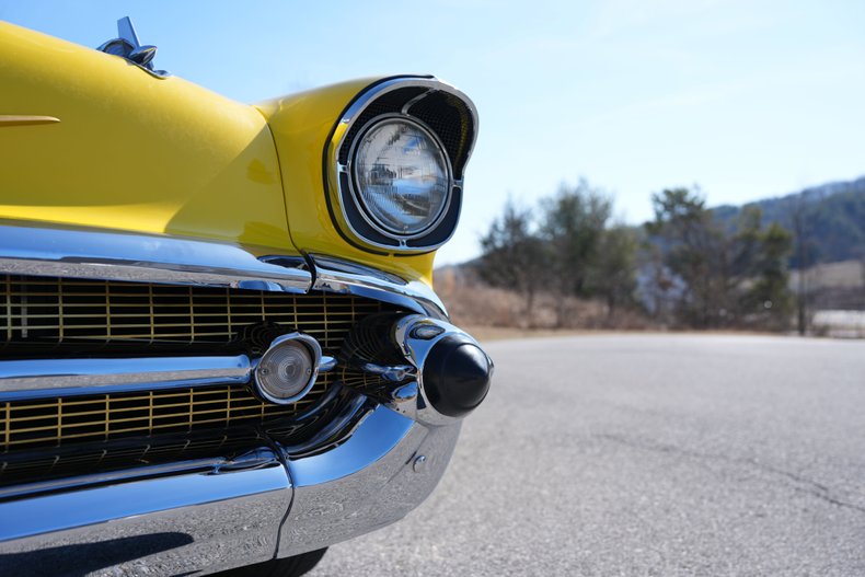 Chevrolet-Bel-air-1957-Yellow-Black-41