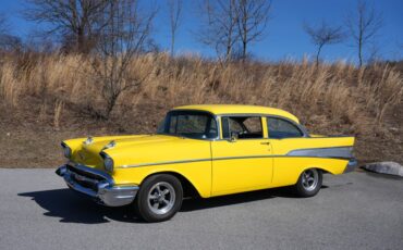 Chevrolet-Bel-air-1957-Yellow-Black-6