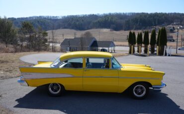 Chevrolet-Bel-air-1957-Yellow-Black-9