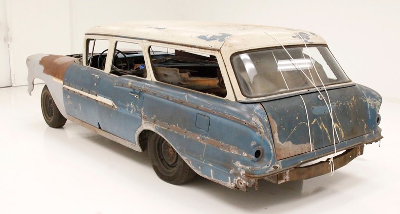 Chevrolet-Brookwood-1958-Fathom-Blue-Blue-1