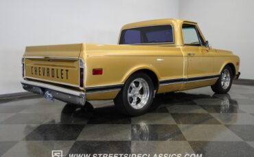 Chevrolet-C10-1970-Medium-Gold-Metallic-Gray-1