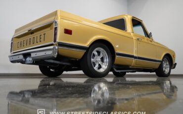 Chevrolet-C10-1970-Medium-Gold-Metallic-Gray-12