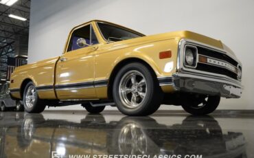 Chevrolet-C10-1970-Medium-Gold-Metallic-Gray-16