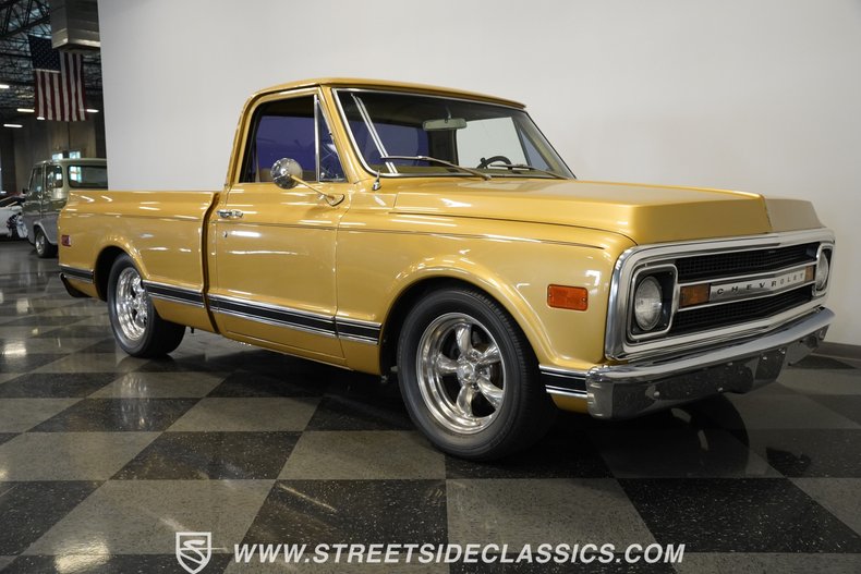 Chevrolet-C10-1970-Medium-Gold-Metallic-Gray-17