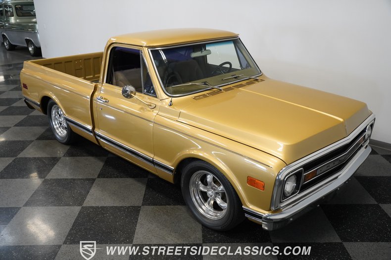 Chevrolet-C10-1970-Medium-Gold-Metallic-Gray-18