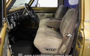 Chevrolet-C10-1970-Medium-Gold-Metallic-Gray-2