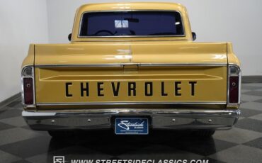 Chevrolet-C10-1970-Medium-Gold-Metallic-Gray-24