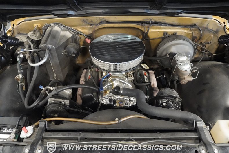 Chevrolet-C10-1970-Medium-Gold-Metallic-Gray-3