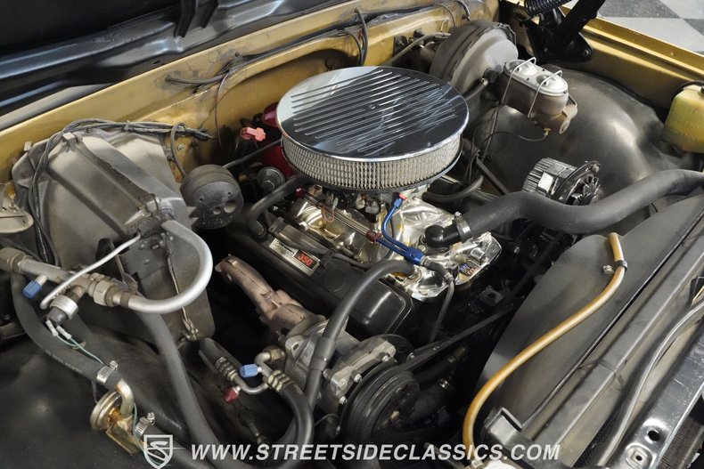 Chevrolet-C10-1970-Medium-Gold-Metallic-Gray-30