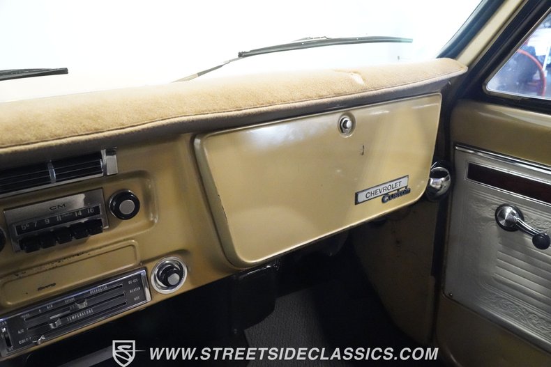 Chevrolet-C10-1970-Medium-Gold-Metallic-Gray-38