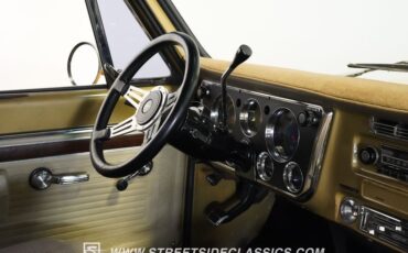 Chevrolet-C10-1970-Medium-Gold-Metallic-Gray-40