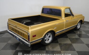 Chevrolet-C10-1970-Medium-Gold-Metallic-Gray-44