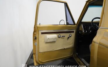 Chevrolet-C10-1970-Medium-Gold-Metallic-Gray-45