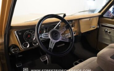 Chevrolet-C10-1970-Medium-Gold-Metallic-Gray-48