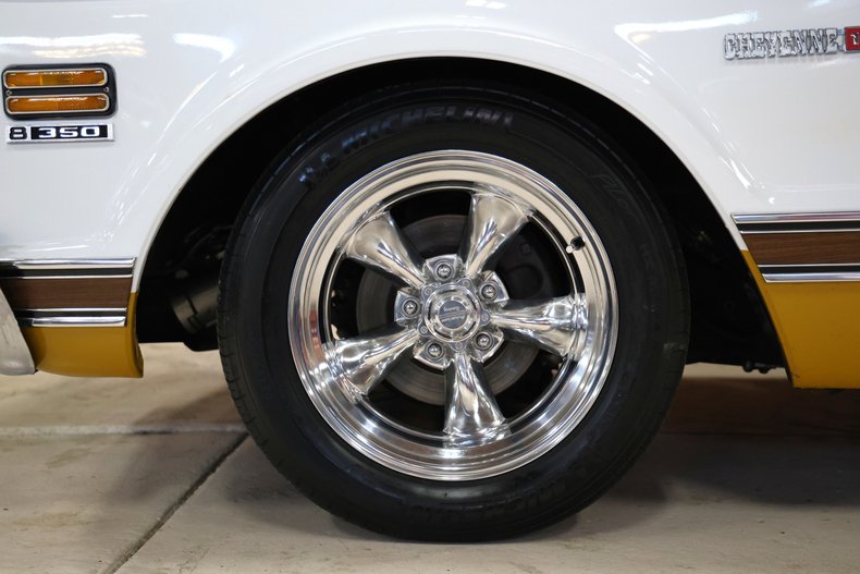 Chevrolet-C10-1972-Gold-Black-ampamp-Yellow-H-17