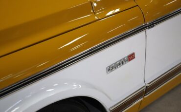 Chevrolet-C10-1972-Gold-Black-ampamp-Yellow-H-19