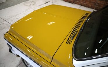 Chevrolet-C10-1972-Gold-Black-ampamp-Yellow-H-3