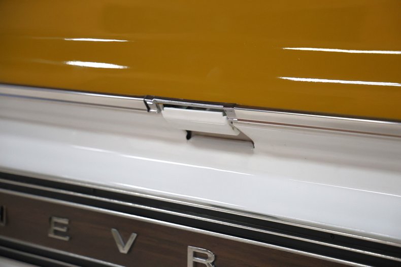 Chevrolet-C10-1972-Gold-Black-ampamp-Yellow-H-36