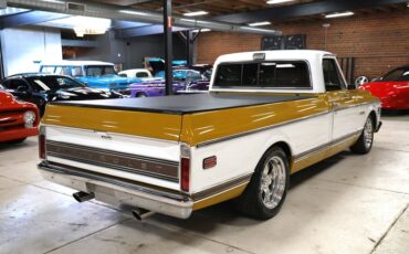Chevrolet-C10-1972-Gold-Black-ampamp-Yellow-H-37