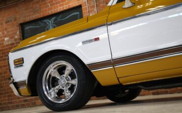 Chevrolet-C10-1972-Gold-Black-ampamp-Yellow-H-45