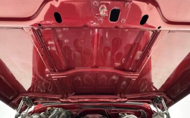 Chevrolet-C10-1972-Ruby-Red-Metallic-Black-2