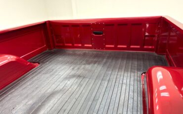 Chevrolet-C10-1972-Ruby-Red-Metallic-Black-21