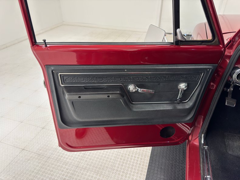 Chevrolet-C10-1972-Ruby-Red-Metallic-Black-30