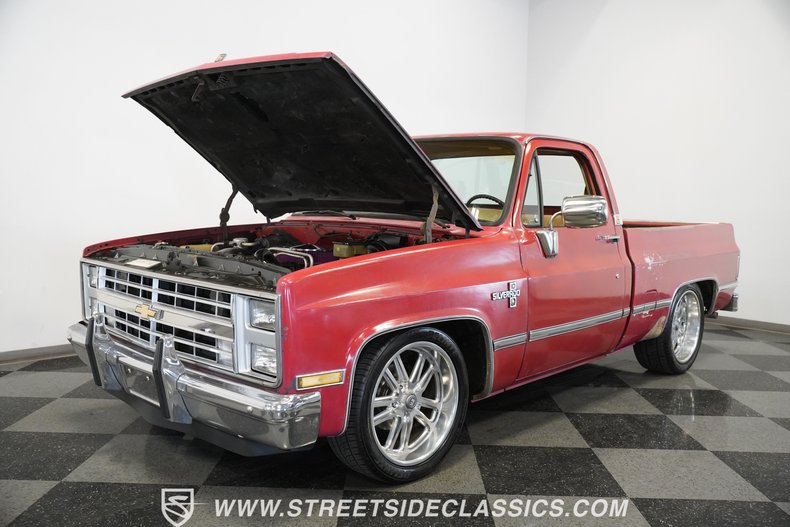 Chevrolet-C10-1987-Apple-Red-Doe-Skin-Tan-25