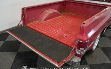 Chevrolet-C10-1987-Apple-Red-Doe-Skin-Tan-29