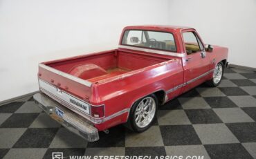 Chevrolet-C10-1987-Apple-Red-Doe-Skin-Tan-35