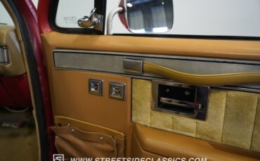 Chevrolet-C10-1987-Apple-Red-Doe-Skin-Tan-48