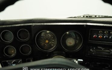 Chevrolet-C30-1973-White-Black-10