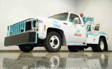 Chevrolet-C30-1973-White-Black-18