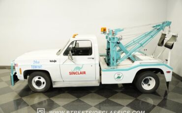 Chevrolet-C30-1973-White-Black-22