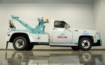 Chevrolet-C30-1973-White-Black-29