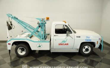 Chevrolet-C30-1973-White-Black-32