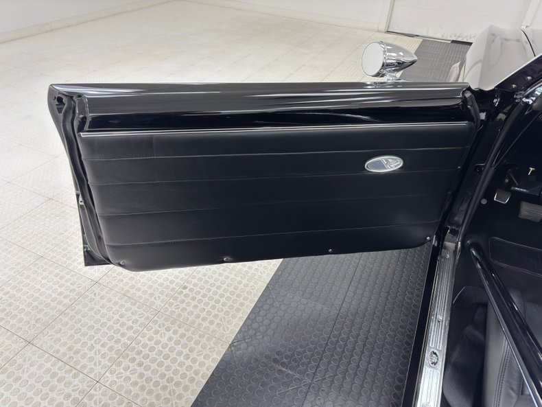 Chevrolet-Camaro-1967-Black-Black-2