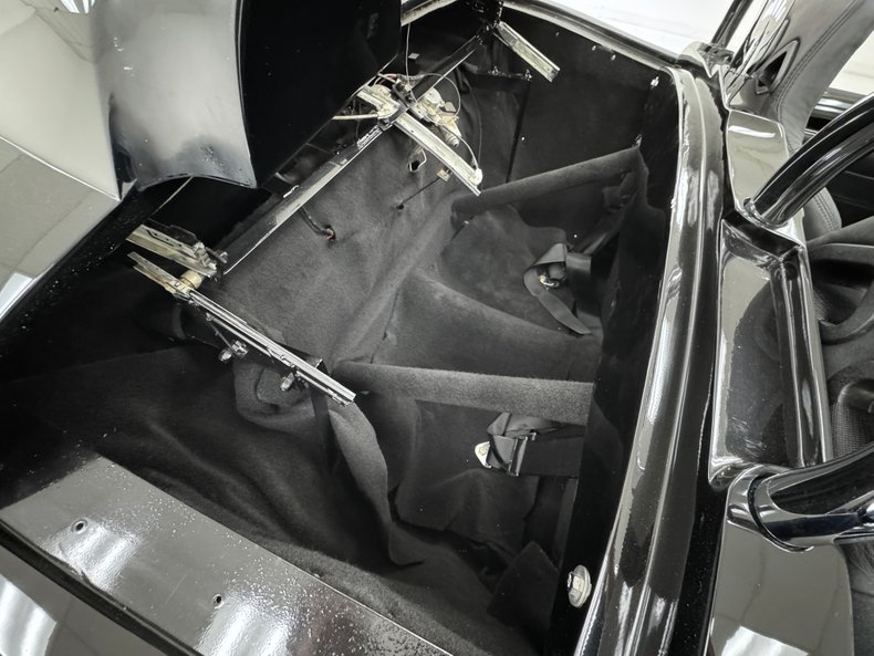 Chevrolet-Camaro-1967-Black-Black-29