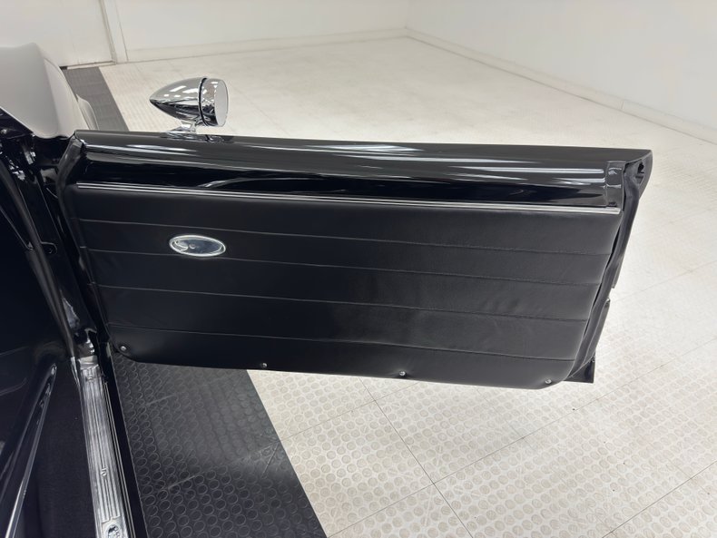 Chevrolet-Camaro-1967-Black-Black-3