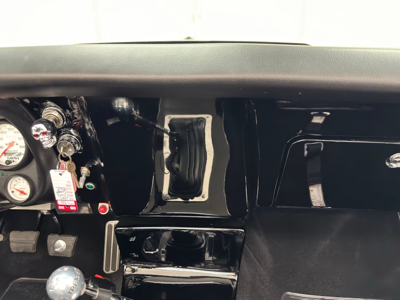 Chevrolet-Camaro-1967-Black-Black-36