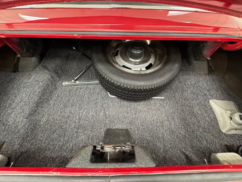 Chevrolet-Camaro-1967-Bolero-Red-Black-27