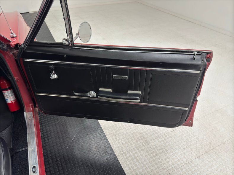 Chevrolet-Camaro-1967-Bolero-Red-Black-30